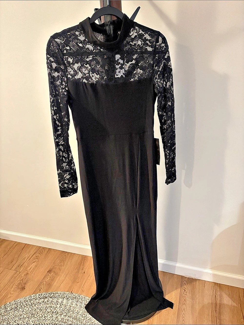 bebe Mock Neck Lace Bodice Maxi Dress Black Size Medium